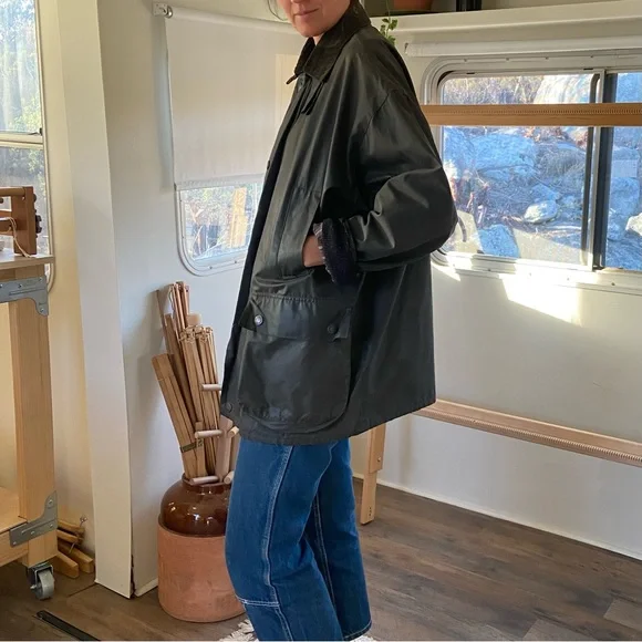 Classic Waxed Jacket - Picture 2 of 10